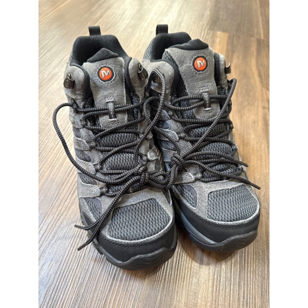 NWOB Merrell Moab 3 Mid Hiking Boots Mens 9 Grey Waterproof Vibram J500669
